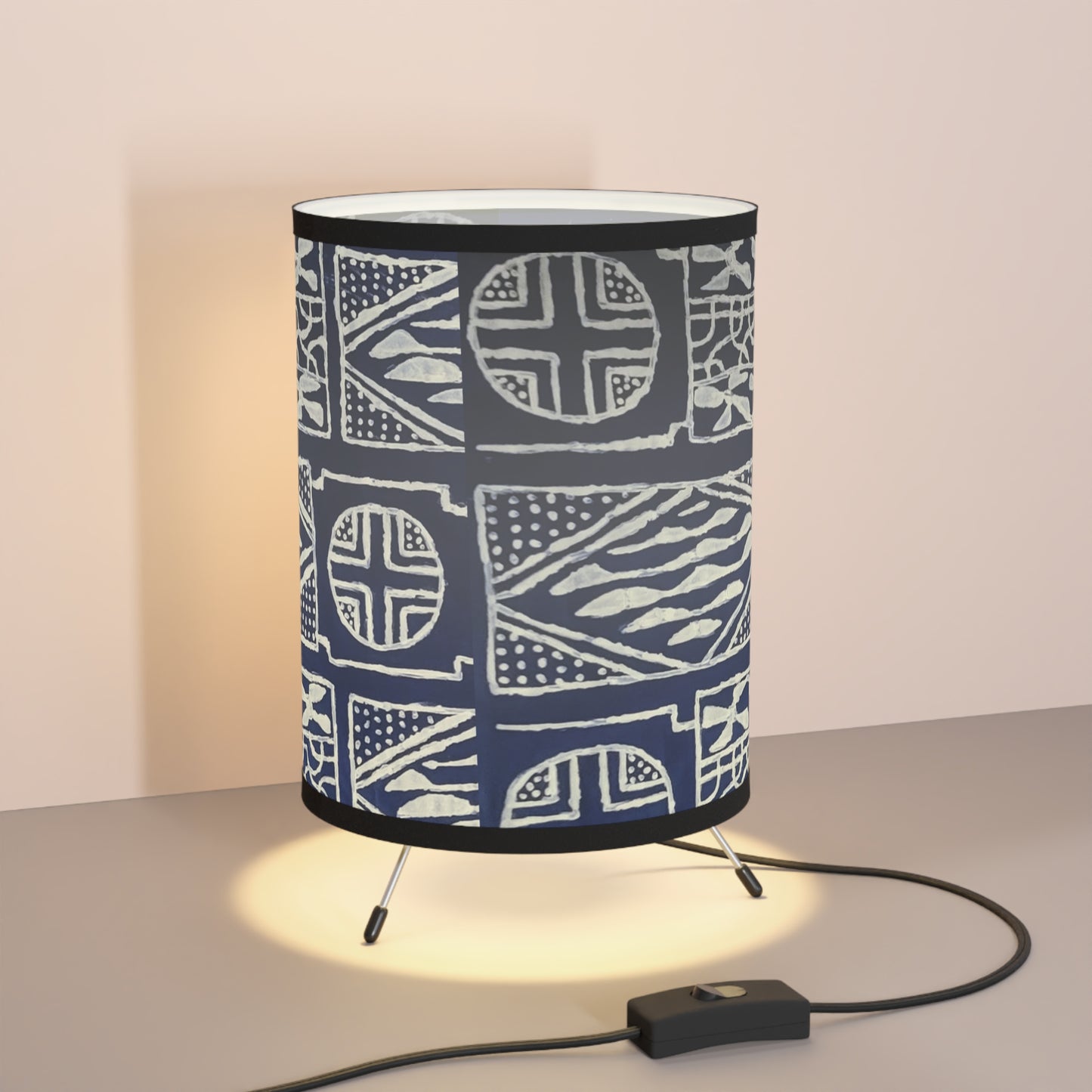 Elegant Tripod Lamp with High-Res Printed Shade