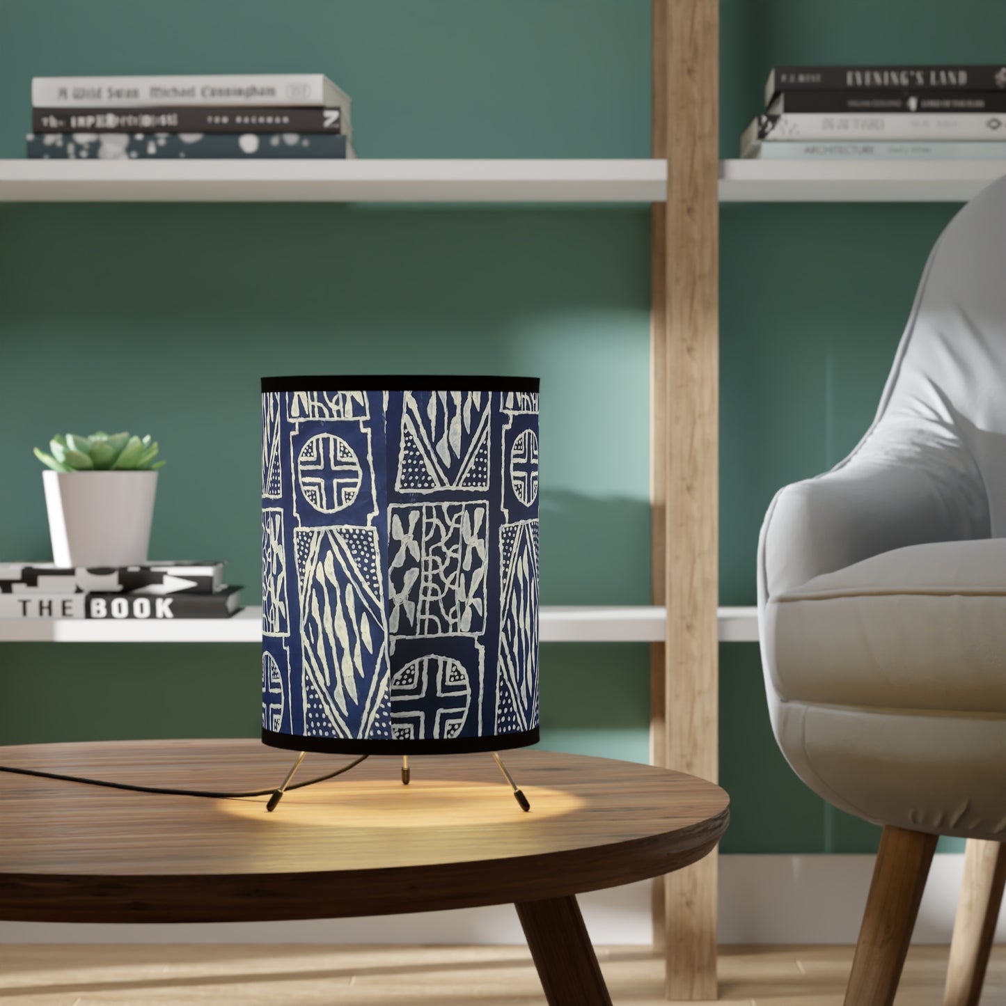 Ethnic designed Tripod Lamp with Shade