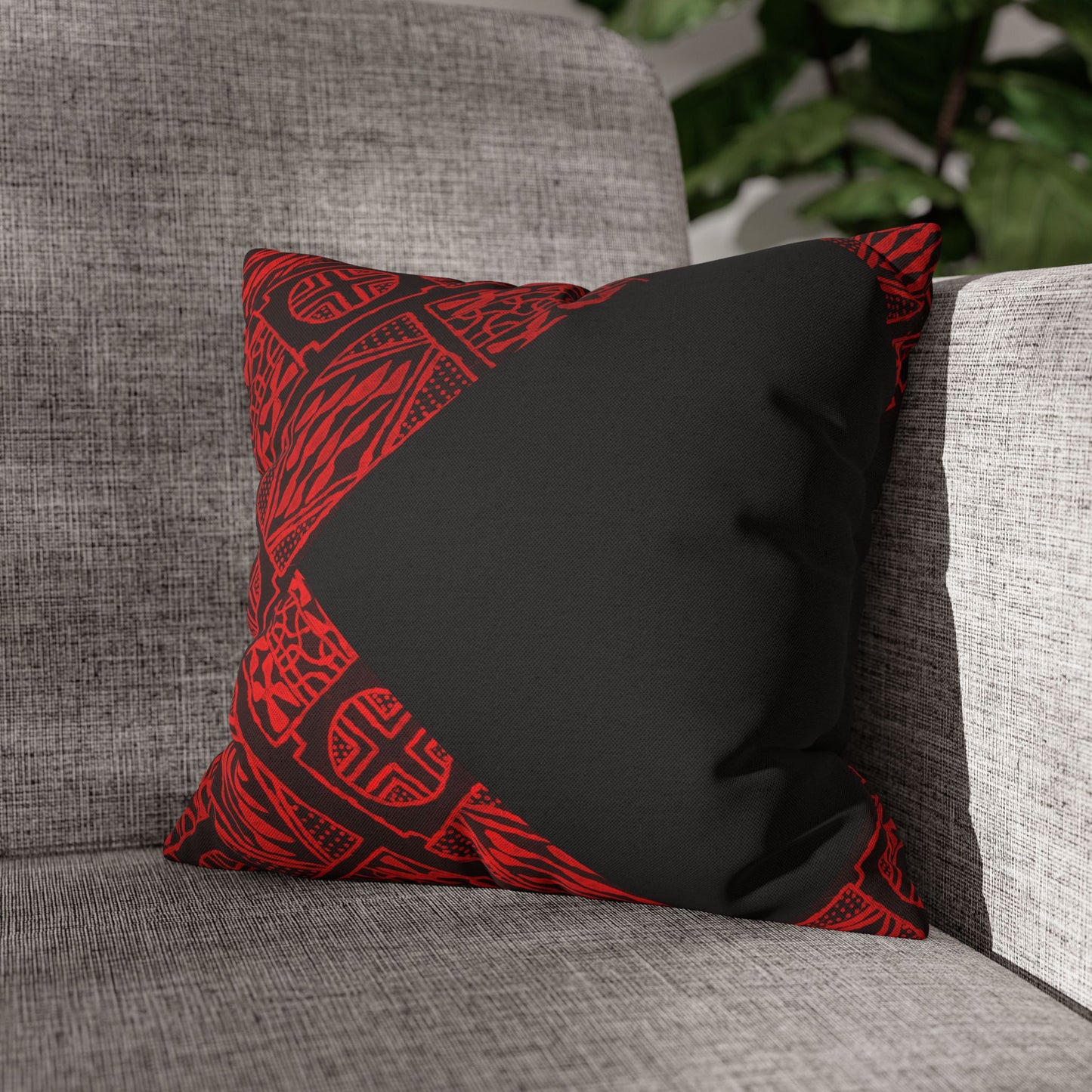 Nchen-Inspired Decorative Pillowcase